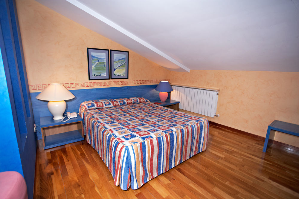 Hotel Spirit Ciudad De Burgos Rubena  Burgos